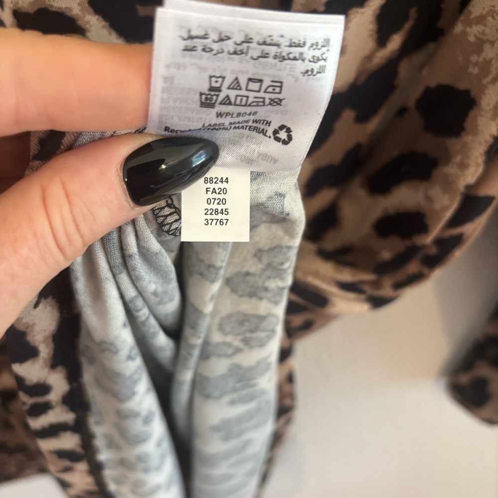 JM Collection Leopard Print Stretch Knit 3/4 Sleeve Tunic Top Size XL - Picture 9 of 11